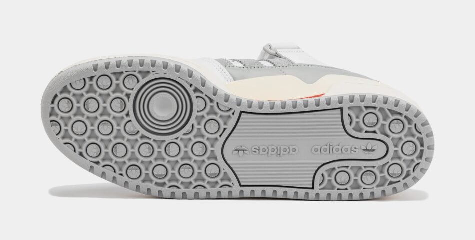 Shoe Palace Exclusive Forum 84 Low The Flea Mens Lifestyle Shoes (White/ Grey Two/ Core Black) - Image 3